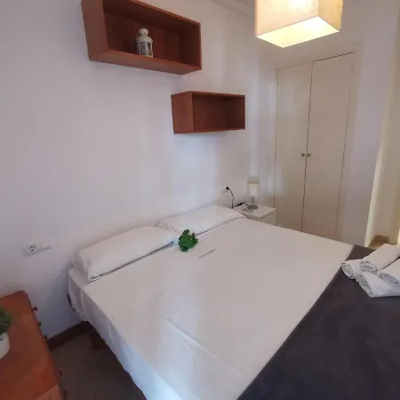 En Platja D'aro: A/c, Parking, A 2 Pasos De La Playa, 3 Hab, Terraza. - Es-209-12 * プラヤ・デアロ