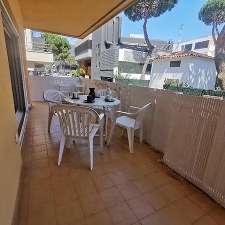 En Platja D'aro: A/c, Parking, A 2 Pasos De La Playa, 3 Hab, Terraza. - Es-209-12 プラヤ・デアロ